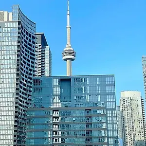 Upscale Downtown By Cn Tower Canada