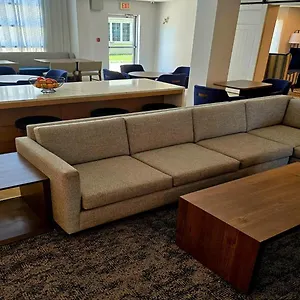 Staybridge - Airport By Ihg Hotel YYC