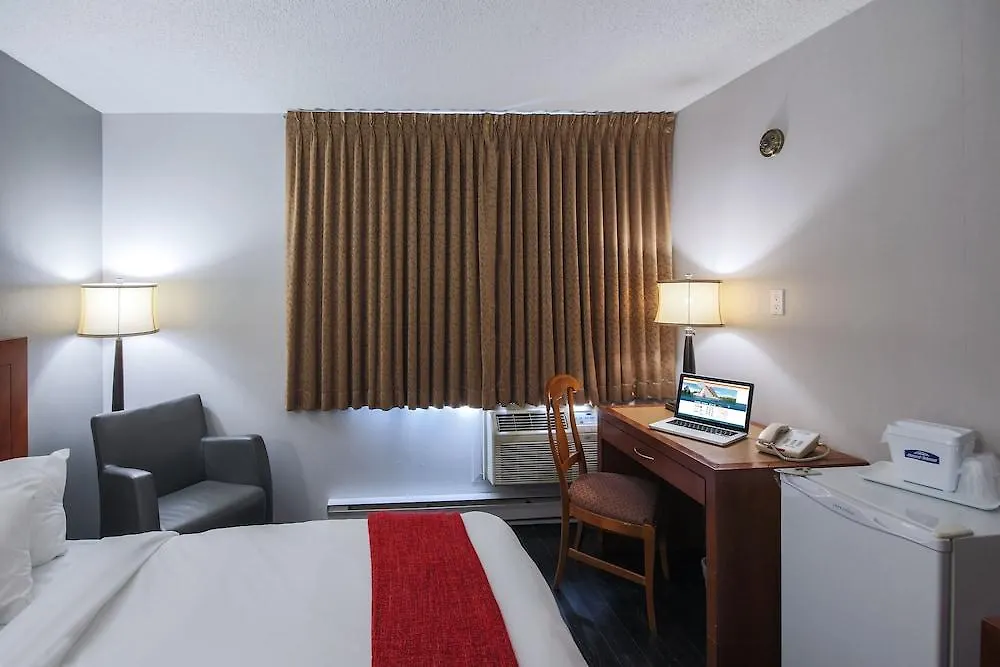 Clarion Pointe Quebec Airport Hotel  Quebeque