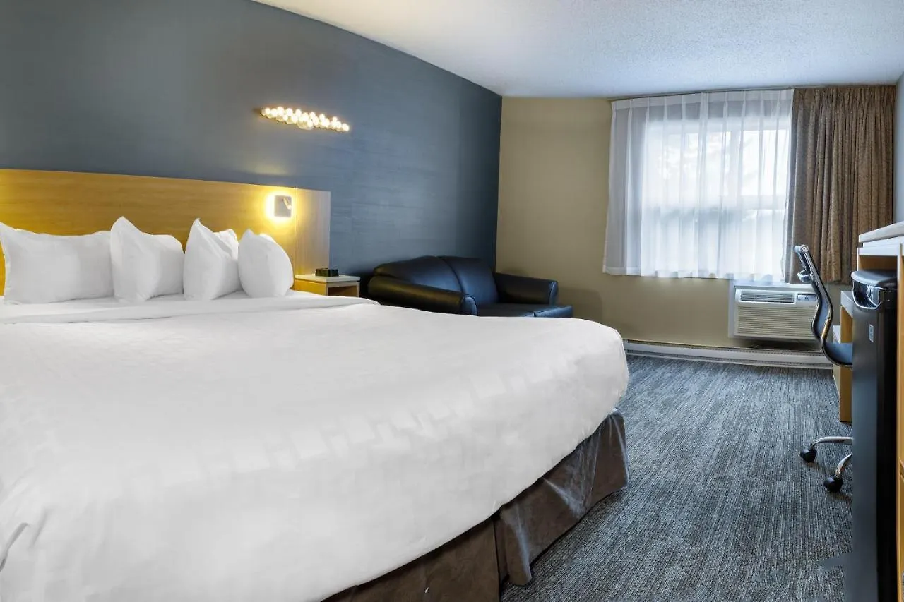 Hotel Clarion Pointe Quebec Airport